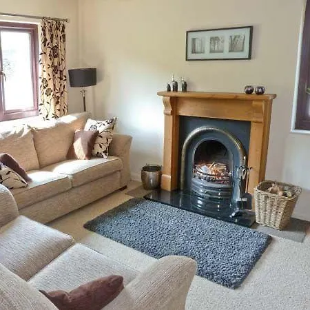 4 Low House Cottages *
